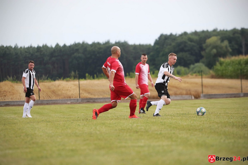 Victoria Dobrzyń poległa w Smarchowicach Śląskich. 