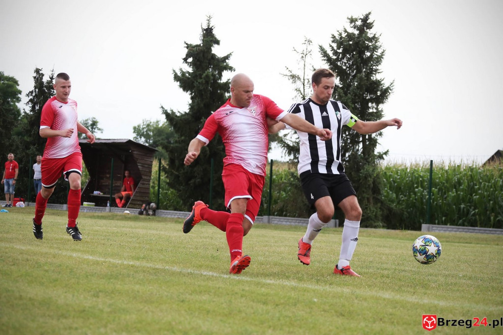 Victoria Dobrzyń poległa w Smarchowicach Śląskich. 