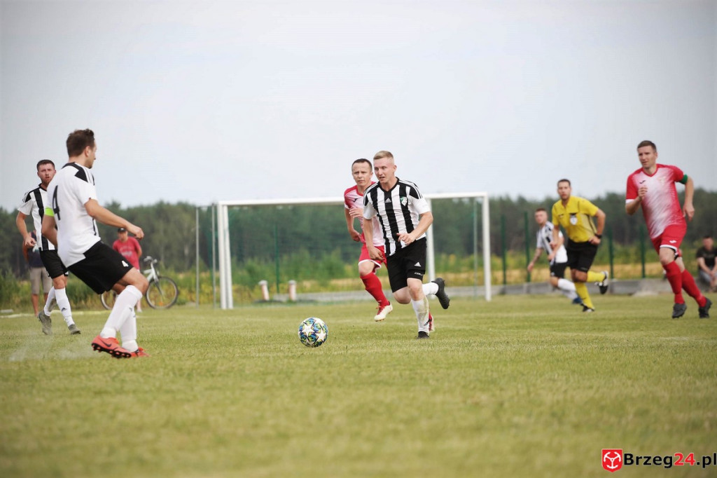 Victoria Dobrzyń poległa w Smarchowicach Śląskich. 