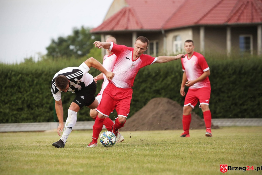 Victoria Dobrzyń poległa w Smarchowicach Śląskich. 