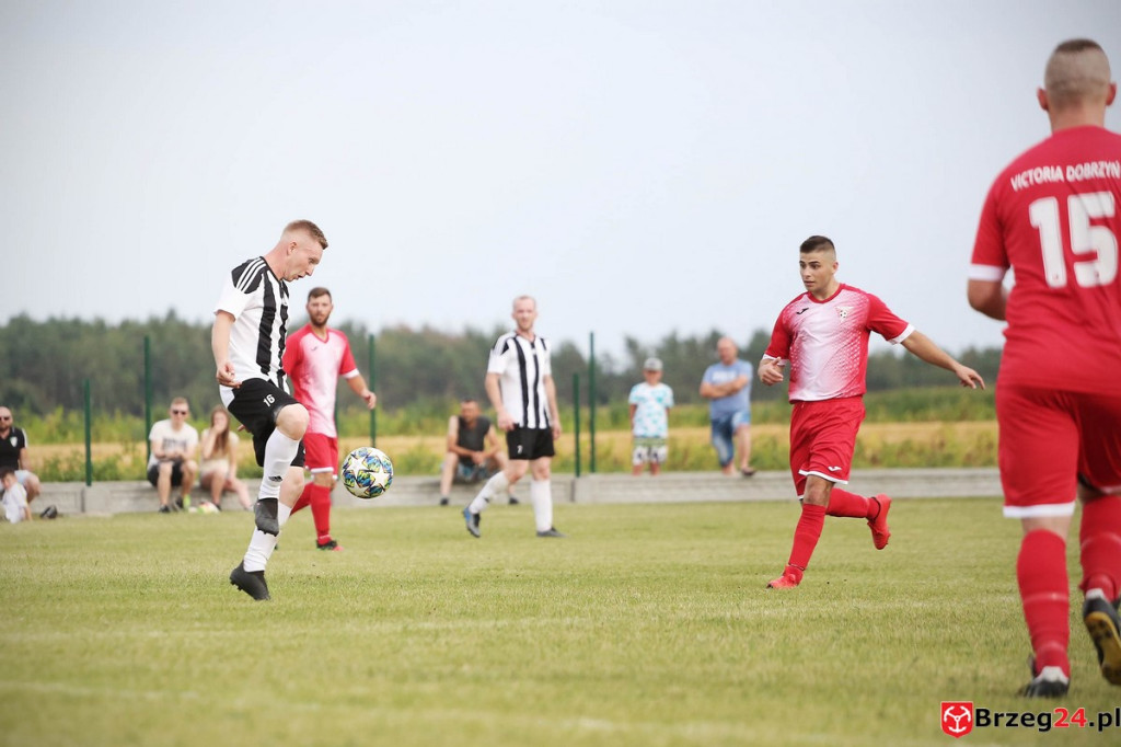 Victoria Dobrzyń poległa w Smarchowicach Śląskich. 