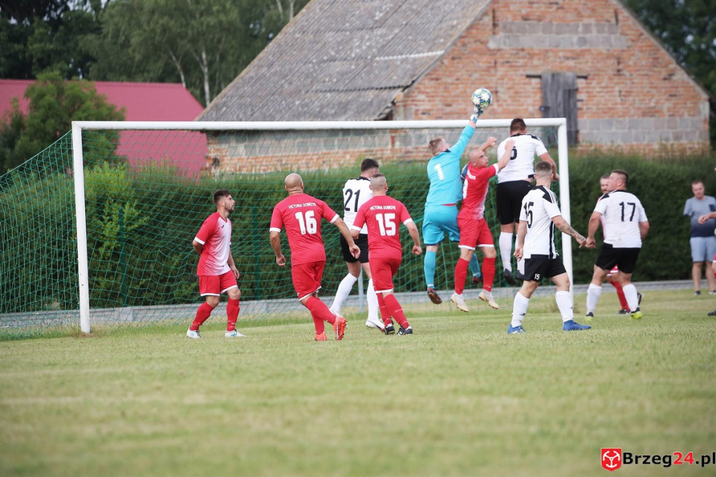 Victoria Dobrzyń poległa w Smarchowicach Śląskich. 