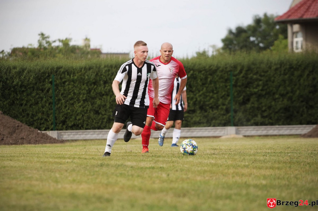 Victoria Dobrzyń poległa w Smarchowicach Śląskich. 