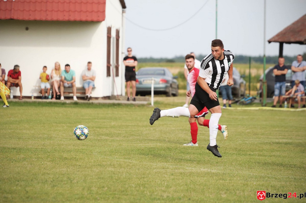 Victoria Dobrzyń poległa w Smarchowicach Śląskich. 