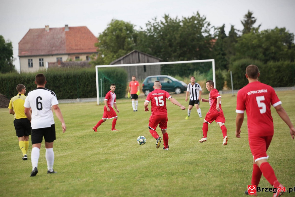 Victoria Dobrzyń poległa w Smarchowicach Śląskich. 