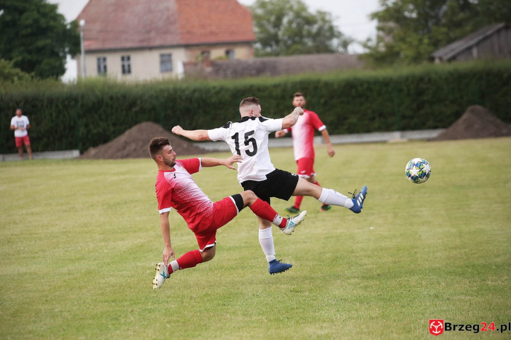 Victoria Dobrzyń poległa w Smarchowicach Śląskich. 