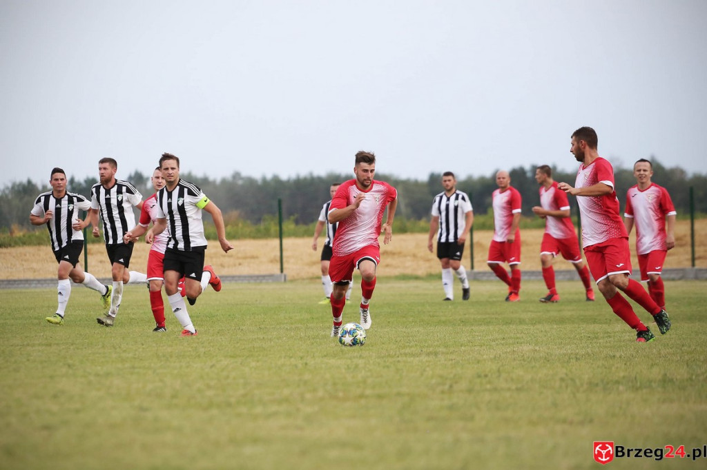 Victoria Dobrzyń poległa w Smarchowicach Śląskich. 