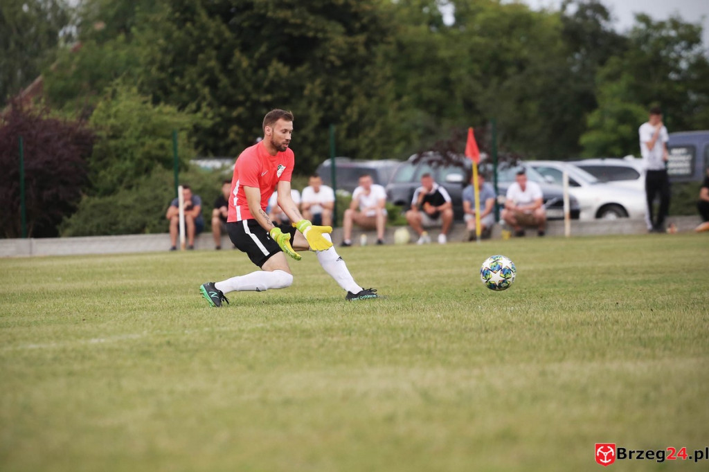 Victoria Dobrzyń poległa w Smarchowicach Śląskich. 
