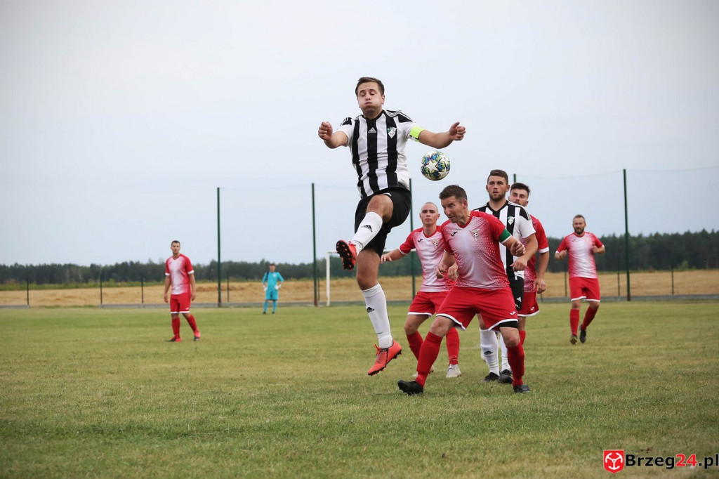 Victoria Dobrzyń poległa w Smarchowicach Śląskich. 