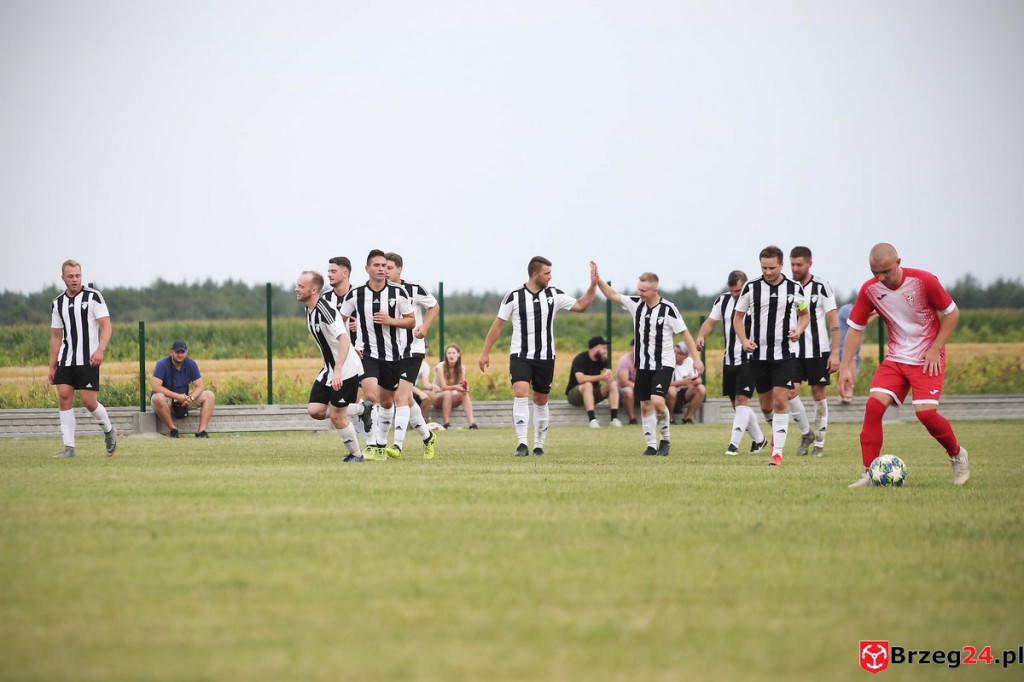 Victoria Dobrzyń poległa w Smarchowicach Śląskich. 