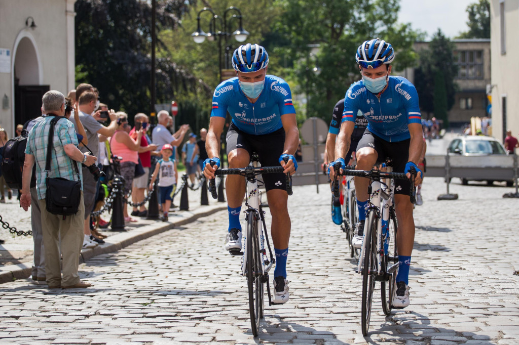 Tour de Pologne wróciło na Opolszczyznę. Kolarze wystartowali z Opola [ZDJĘCIA]