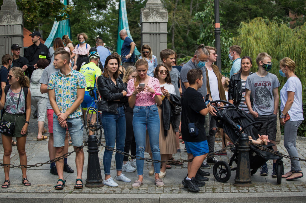 Tour de Pologne wróciło na Opolszczyznę. Kolarze wystartowali z Opola [ZDJĘCIA]
