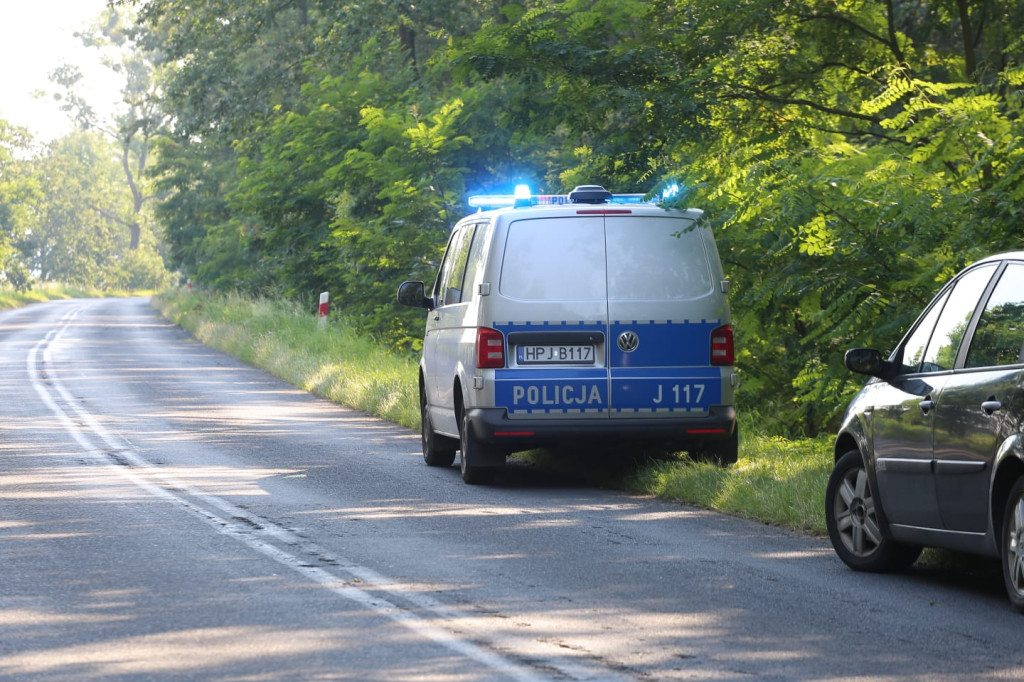 Przewrócony ponton dryfował po Babim Lochu [aktualizacja - strażacy zakończyli akcję]