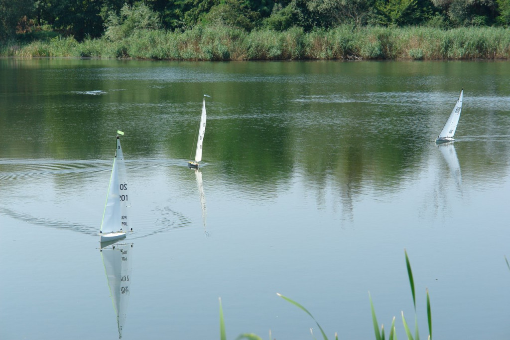 W Brzegu odbyły się kolejne regaty jachtów sterowanych radiem