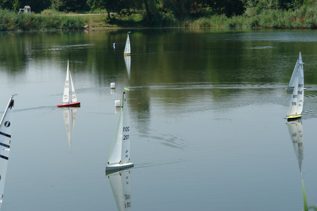 W Brzegu odbyły się kolejne regaty jachtów sterowanych radiem