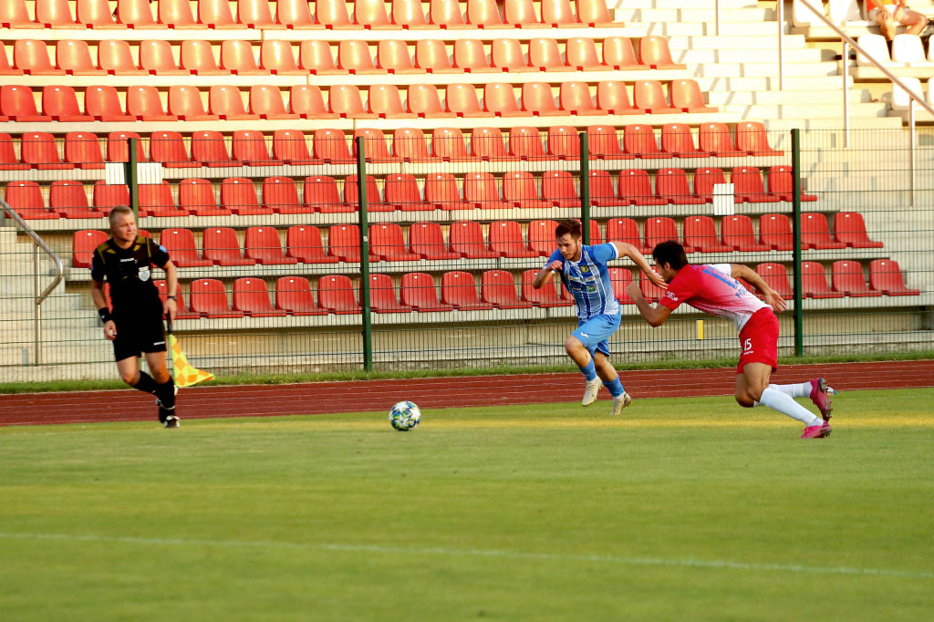 Piłkarska strzelanina w Brzegu. Stal rozgromiła Polonię Nysa