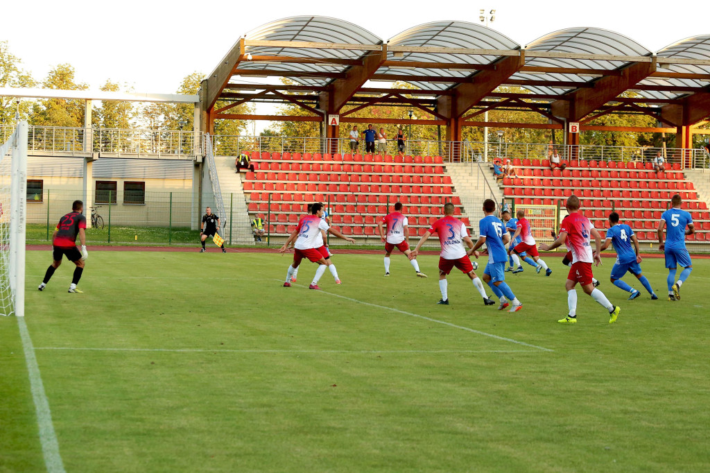 Piłkarska strzelanina w Brzegu. Stal rozgromiła Polonię Nysa
