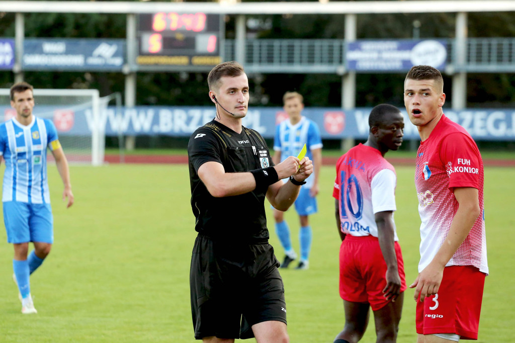 Piłkarska strzelanina w Brzegu. Stal rozgromiła Polonię Nysa