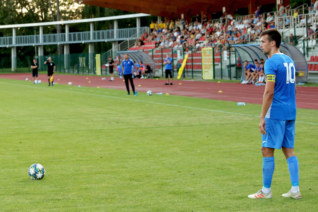 Piłkarska strzelanina w Brzegu. Stal rozgromiła Polonię Nysa