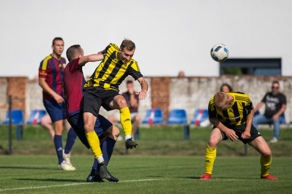 Remis, który cieszy, czyli bez bramek w Skorogoszczy [GALERIA]