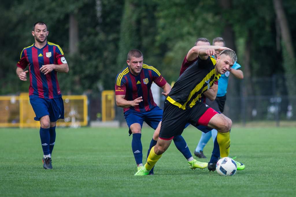 Remis, który cieszy, czyli bez bramek w Skorogoszczy [GALERIA]