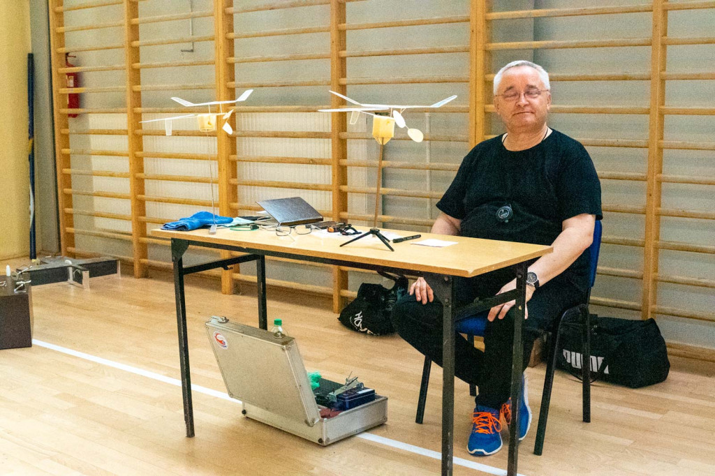 Zawody modelarskie F1D i A6 w Grodkowie [ZDJĘCIA]