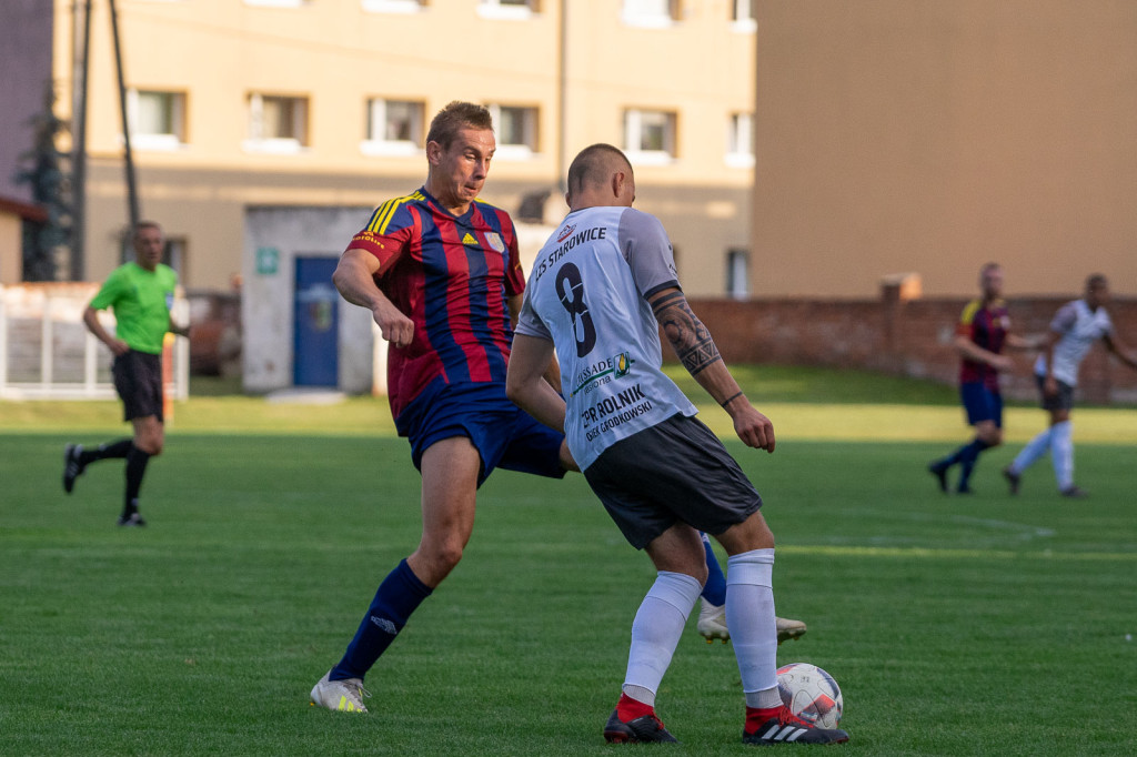 Starowice lepsze w derbach