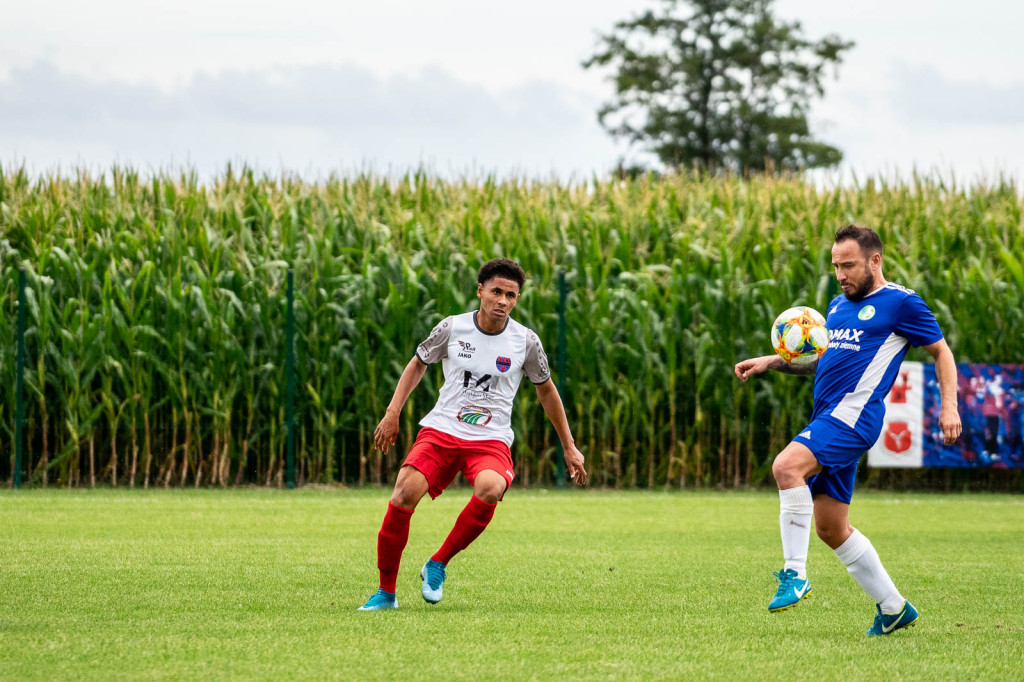 IV liga: Strzelanina w Starowicach! [zdjęcia]