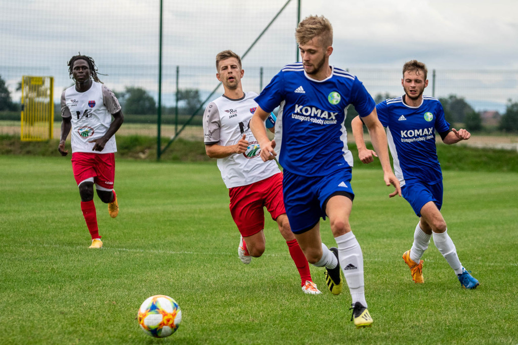 IV liga: Strzelanina w Starowicach! [zdjęcia]