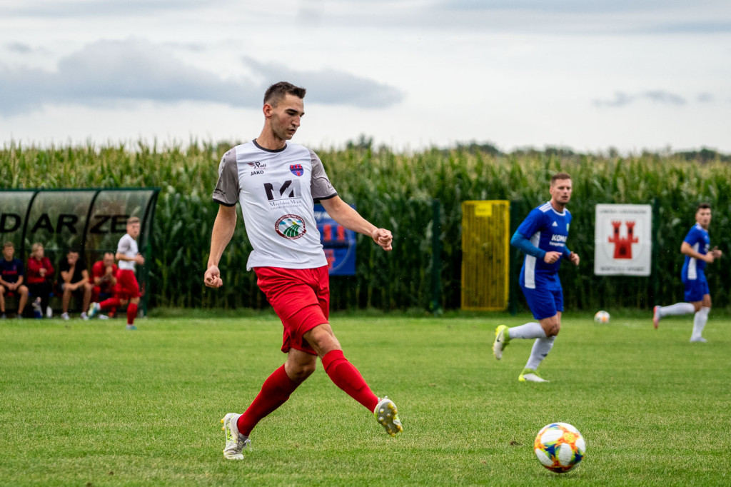 IV liga: Strzelanina w Starowicach! [zdjęcia]