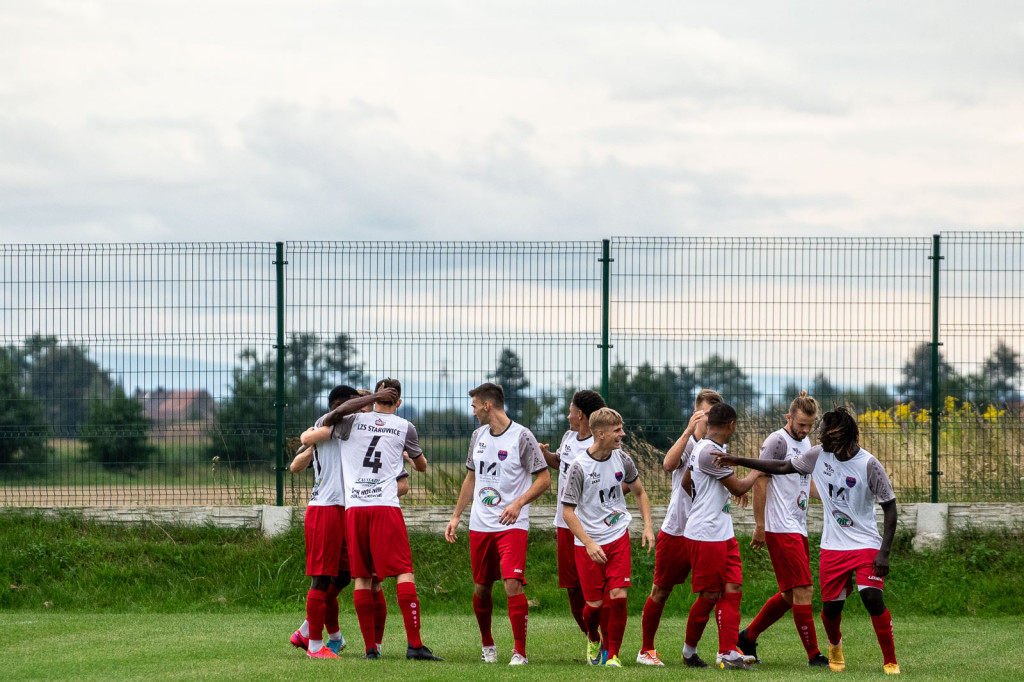 IV liga: Strzelanina w Starowicach! [zdjęcia]