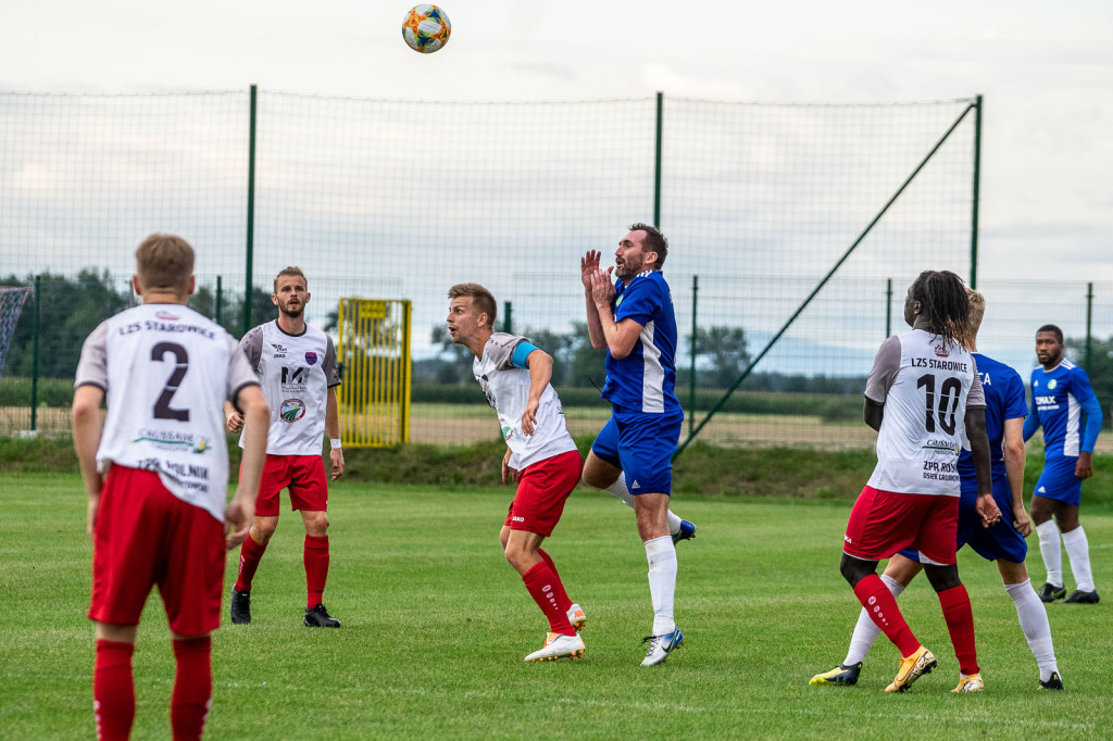 IV liga: Strzelanina w Starowicach! [zdjęcia]