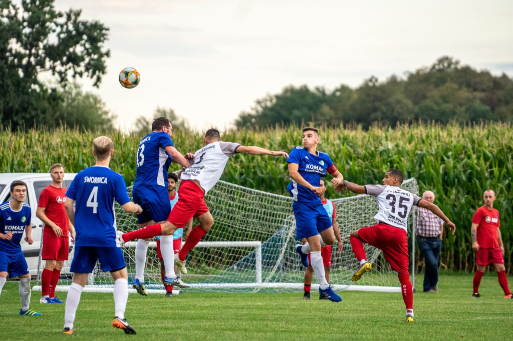 IV liga: Strzelanina w Starowicach! [zdjęcia]