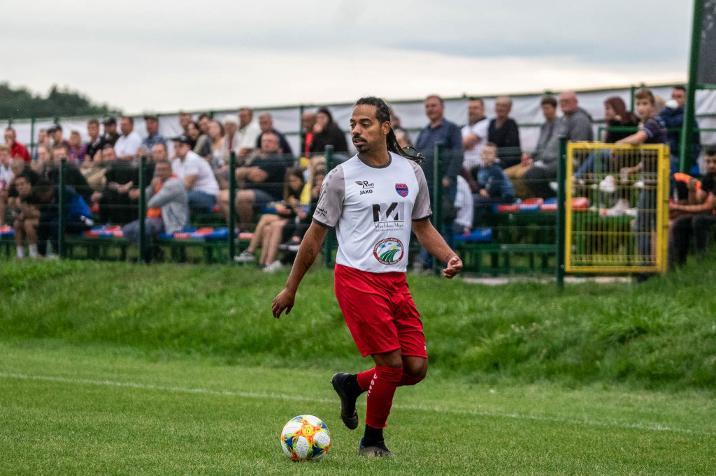 IV liga: Strzelanina w Starowicach! [zdjęcia]