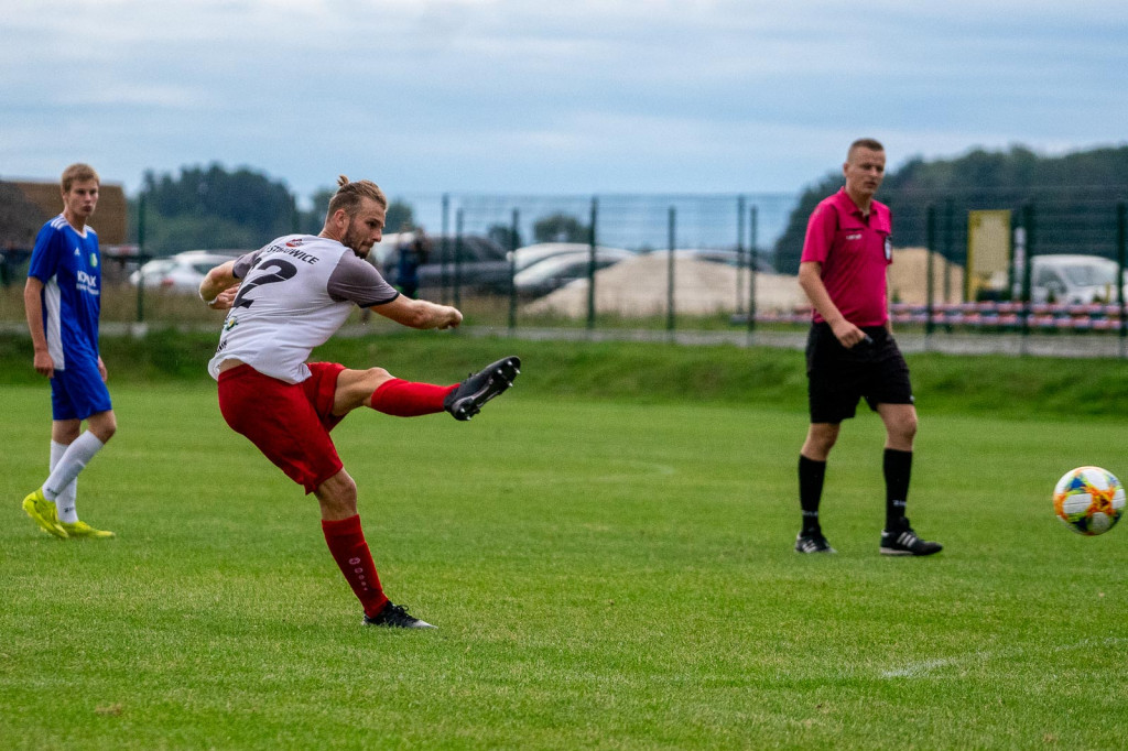 IV liga: Strzelanina w Starowicach! [zdjęcia]