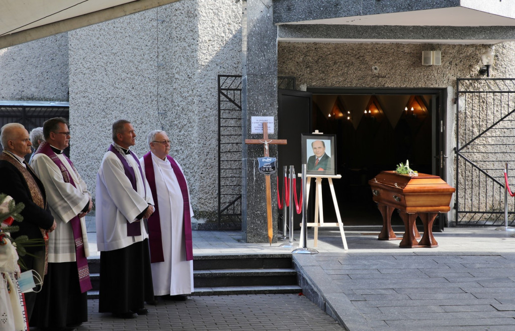 Rodzina, przyjaciele, współpracownicy pożegnali Janusza Wójcika