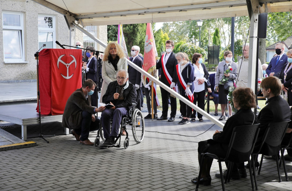 Rodzina, przyjaciele, współpracownicy pożegnali Janusza Wójcika