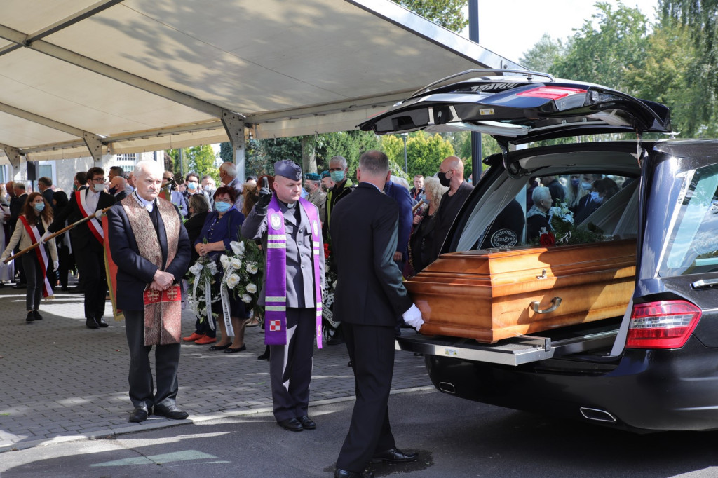 Rodzina, przyjaciele, współpracownicy pożegnali Janusza Wójcika