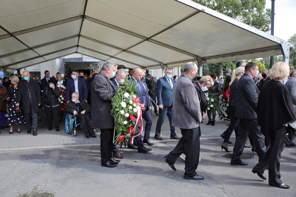 Rodzina, przyjaciele, współpracownicy pożegnali Janusza Wójcika
