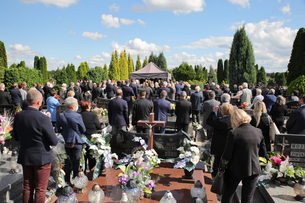 Rodzina, przyjaciele, współpracownicy pożegnali Janusza Wójcika