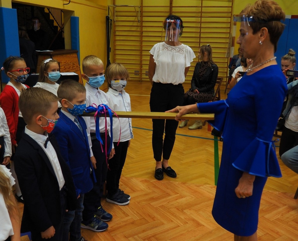 Witaj Szkoło! Pasowanie w Ósemce