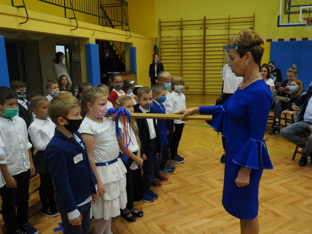 Witaj Szkoło! Pasowanie w Ósemce