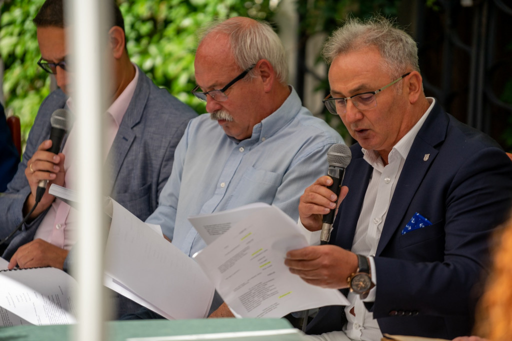 Narodowe Czytanie na dziedzińcu piastowskiego zamku