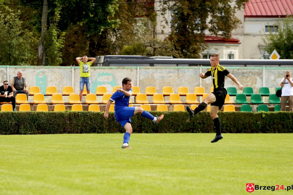 Olimpia wyszarpała punkt w doliczonym czasie gry [GALERIA ZDJĘĆ]