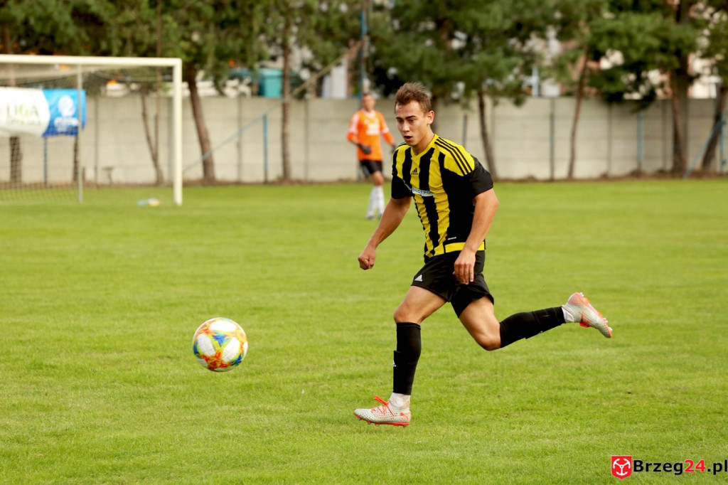 Olimpia wyszarpała punkt w doliczonym czasie gry [GALERIA ZDJĘĆ]