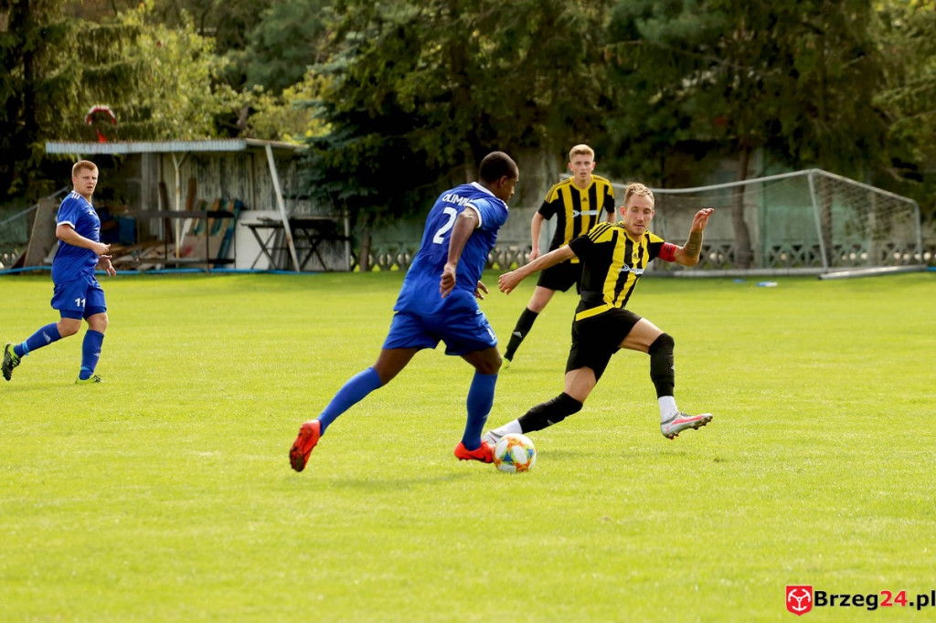 Olimpia wyszarpała punkt w doliczonym czasie gry [GALERIA ZDJĘĆ]