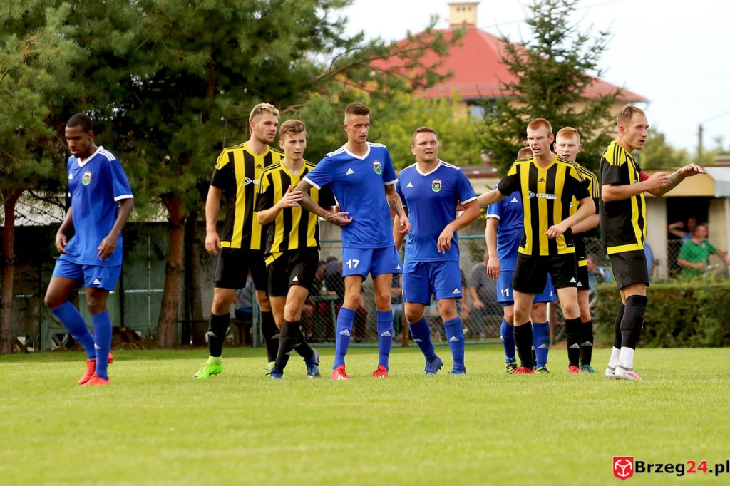 Olimpia wyszarpała punkt w doliczonym czasie gry [GALERIA ZDJĘĆ]