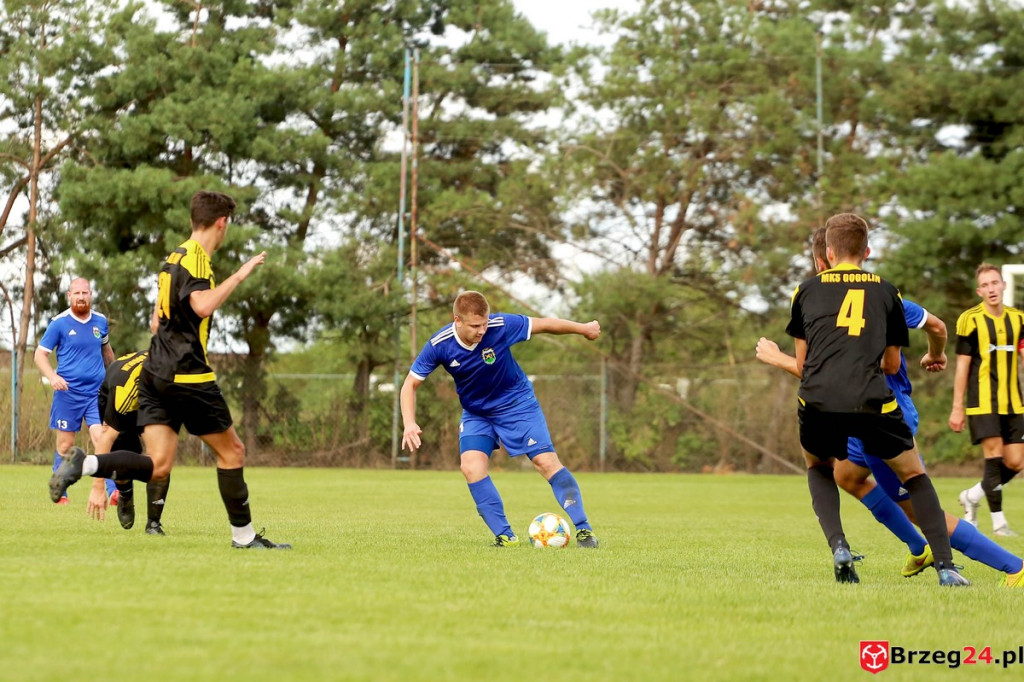 Olimpia wyszarpała punkt w doliczonym czasie gry [GALERIA ZDJĘĆ]