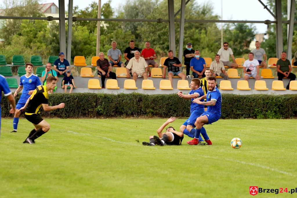 Olimpia wyszarpała punkt w doliczonym czasie gry [GALERIA ZDJĘĆ]