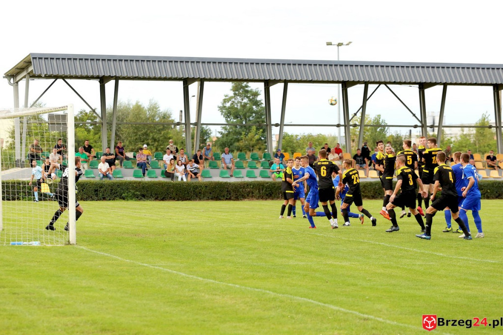 Olimpia wyszarpała punkt w doliczonym czasie gry [GALERIA ZDJĘĆ]